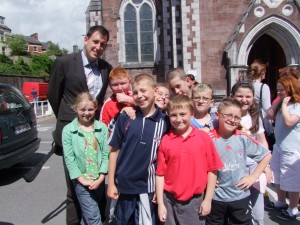 Deputy Lord Mayor Cllr. Kieran McCarthy & Summer Scheme Children 