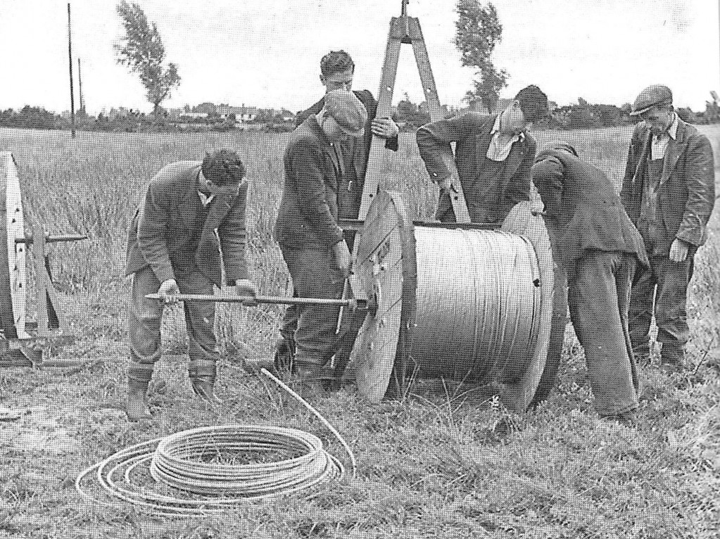 536b. Picture of gang of rollout of rural electrification scheme