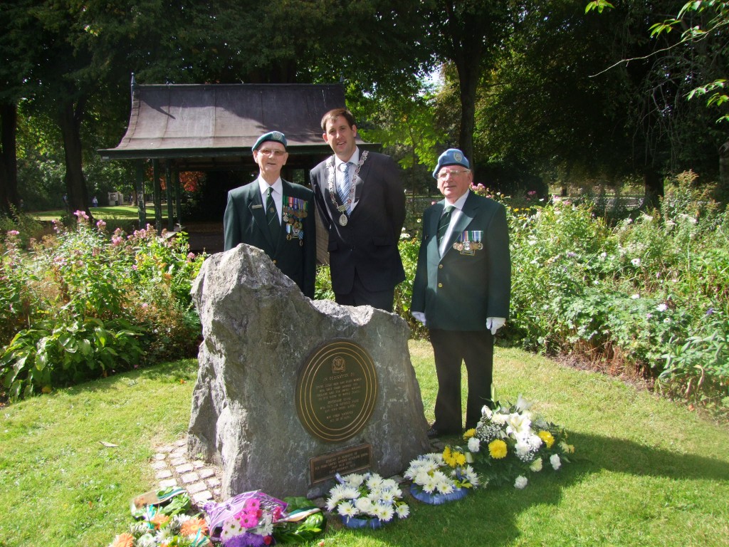 Paddy Hayes, Kieran McCarthy & Sonnie Cotter at the UN memorial at Fitgerald's Park, 4 9 10