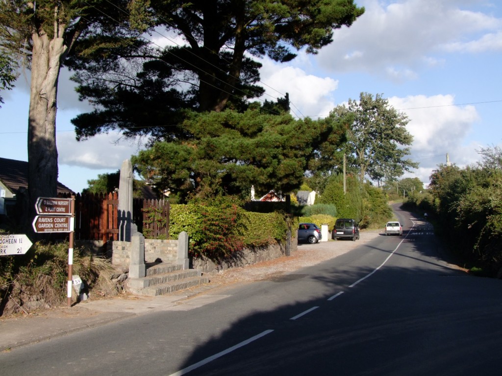 556a. Kerrypike Road, memorial on left