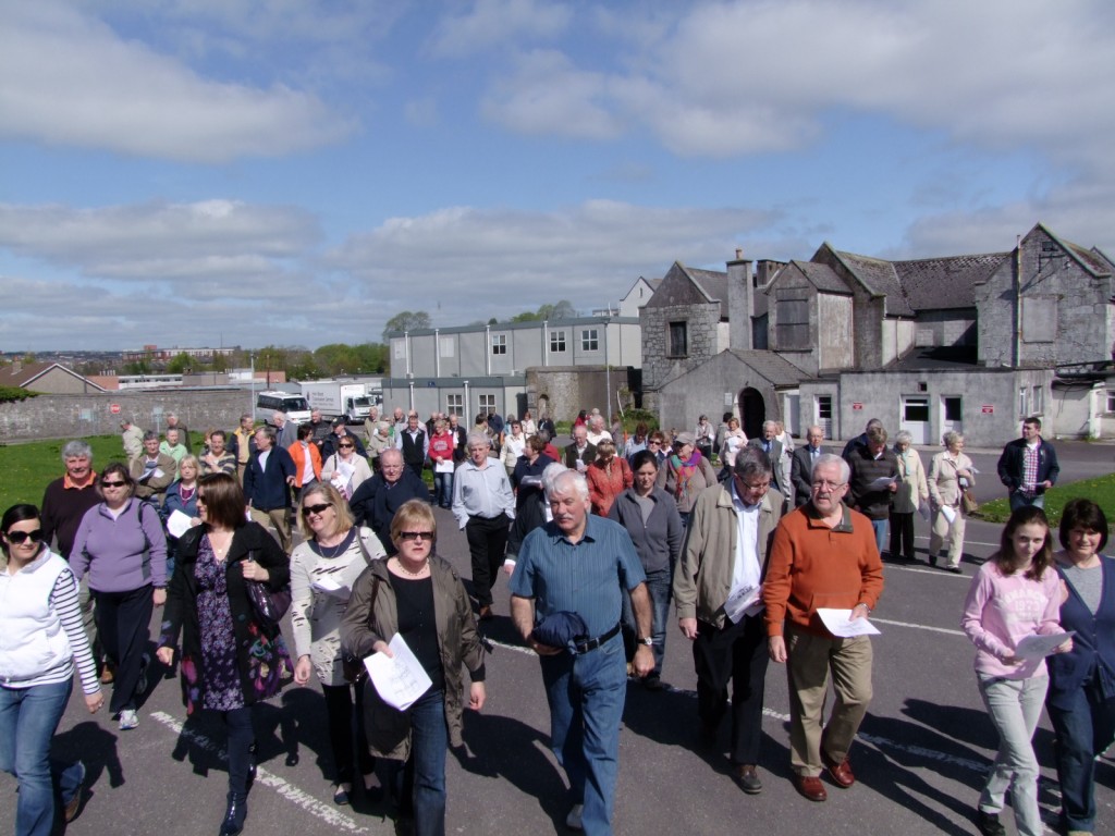 Historical Walking tour with Cllr Kieran McCarthy, St. Finbarr's Hospital, Cork, 16 April 2011