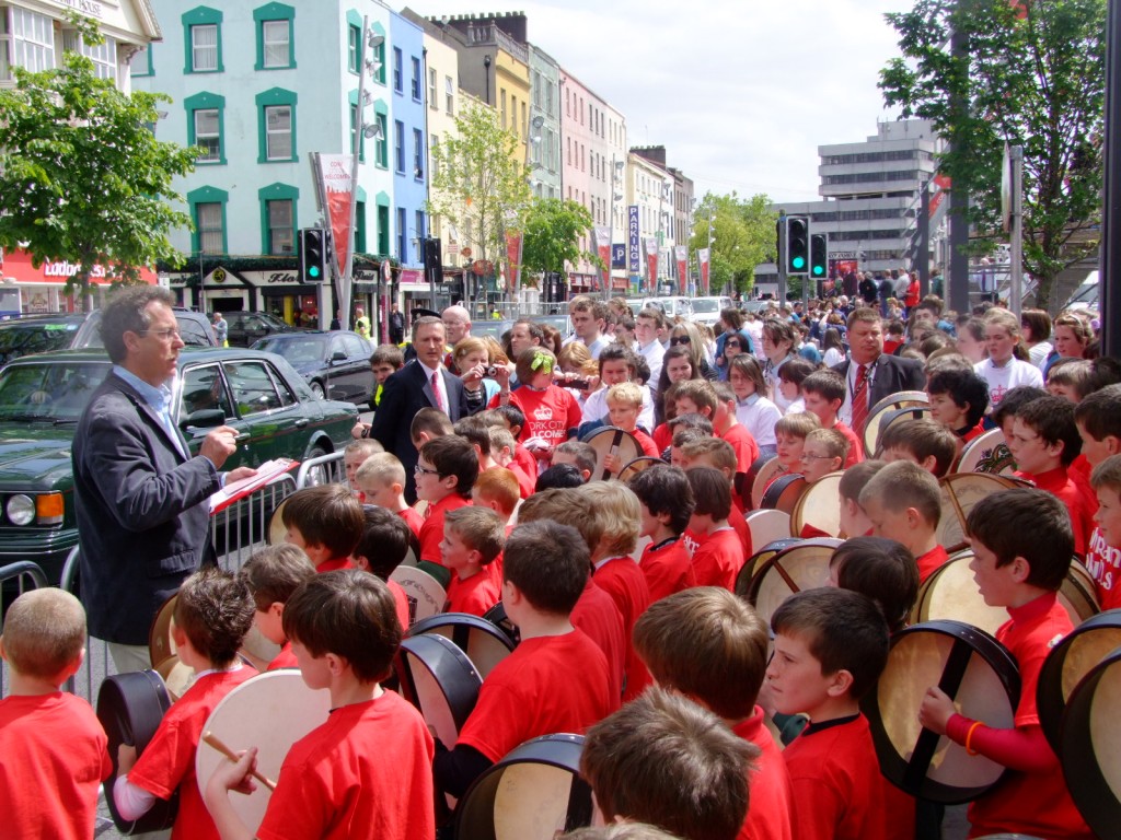 Crowd Scenes, Grand Parade, Cork, post arrival of Queen Elizabeth II, 20 May 2011
