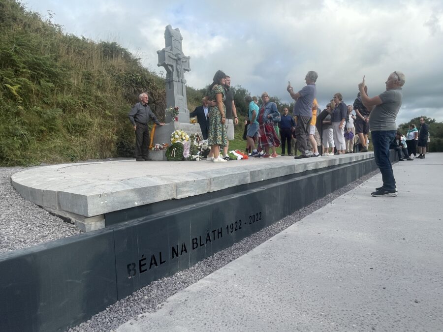  1165a. Memorial at Béal na Bláth, County Cork, present day (picture: Kieran McCarthy). 