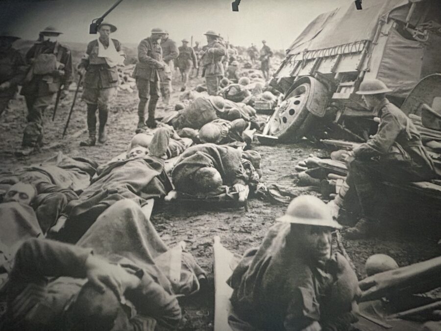 1294a. Battlefield of the First World War, near Ieper, Belgium c.1918 (source: In Flanders Fields Museum, Ieper, Belgium).